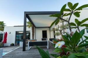 Outdoor patio pergola