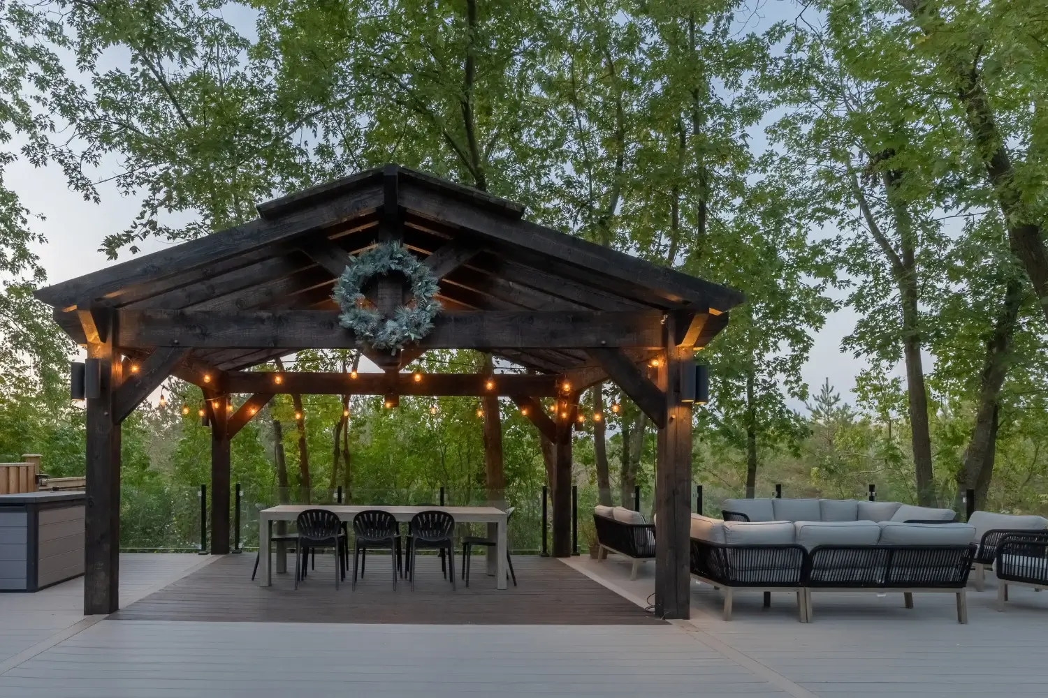 Backyard pergola design services